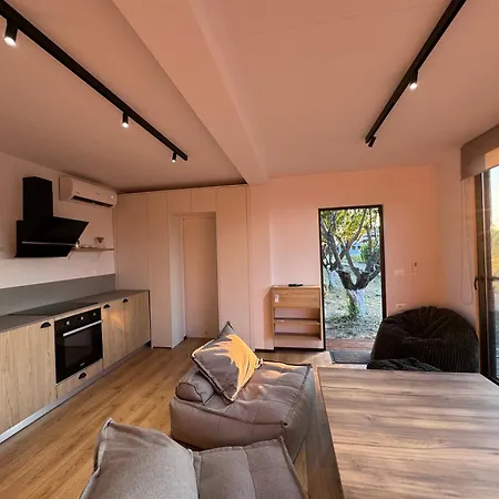 Te Vreshti - Container Сasa de vacaciones